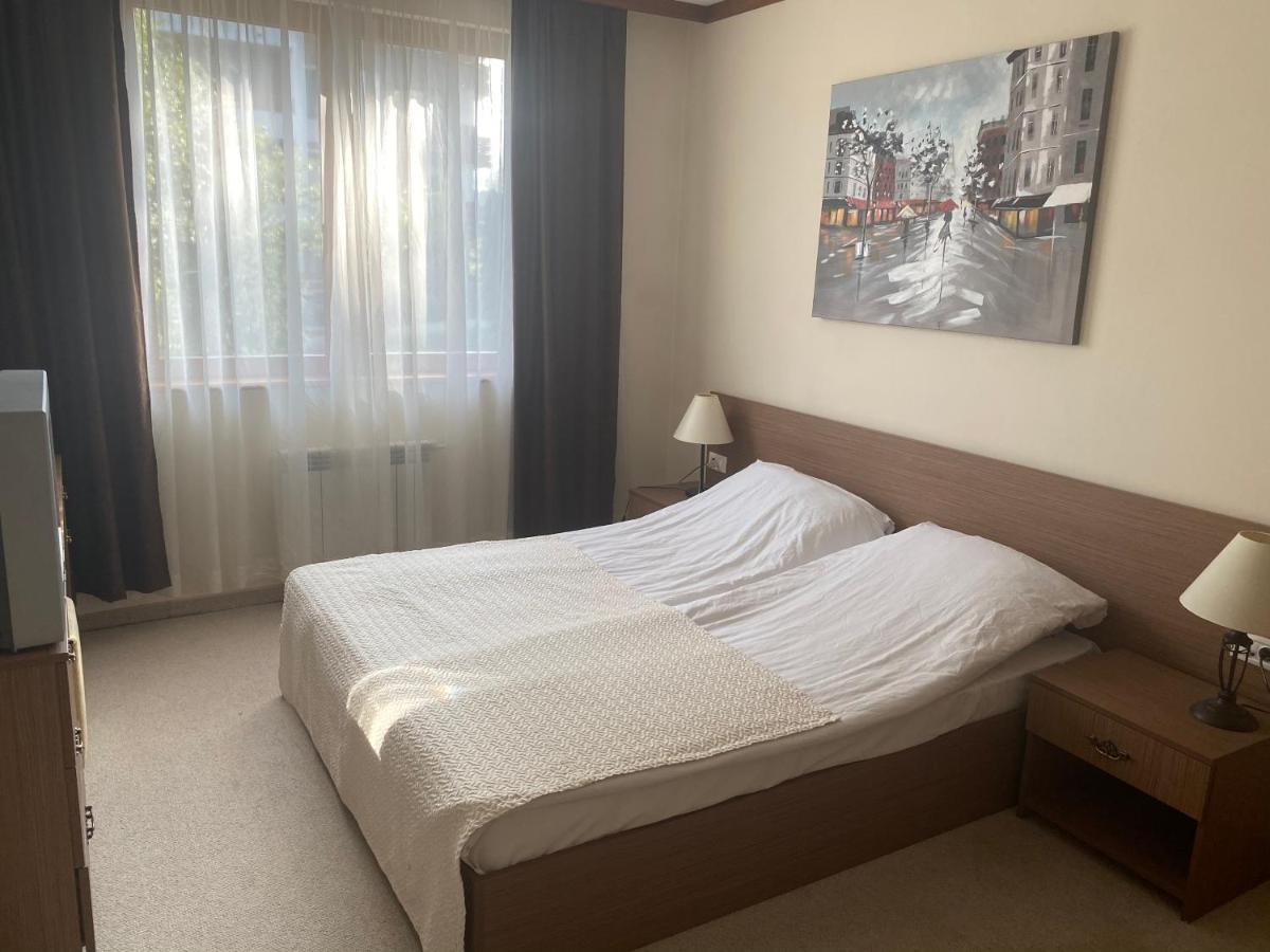 One Bedroom Apartment In Gated Complex Bansko Exterior foto