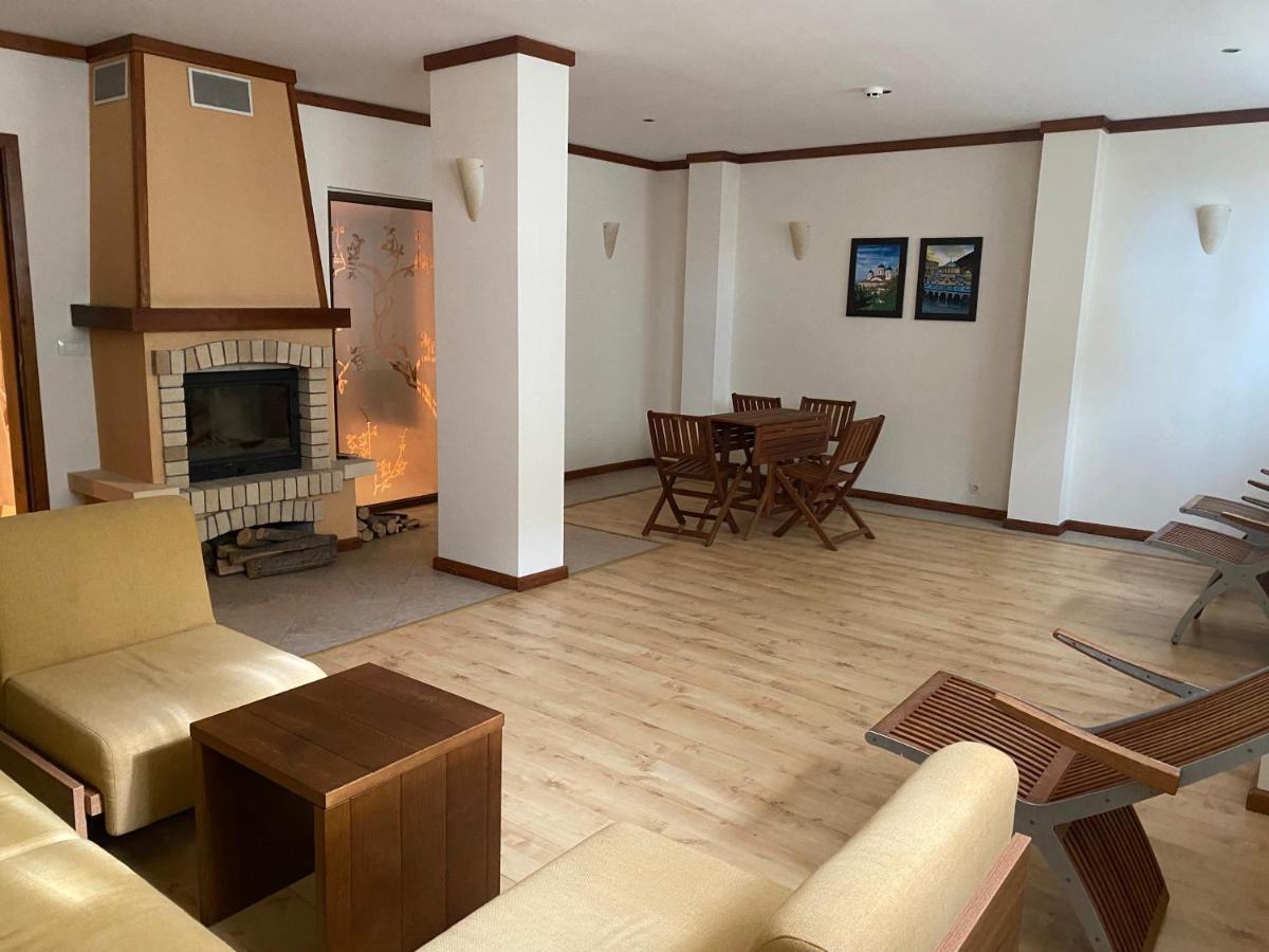 One Bedroom Apartment In Gated Complex Bansko Exterior foto